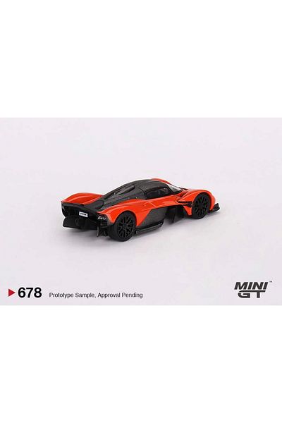 mini gt 1/64 Aston Martin Valkyrie Maximum Orange GT MGT00678