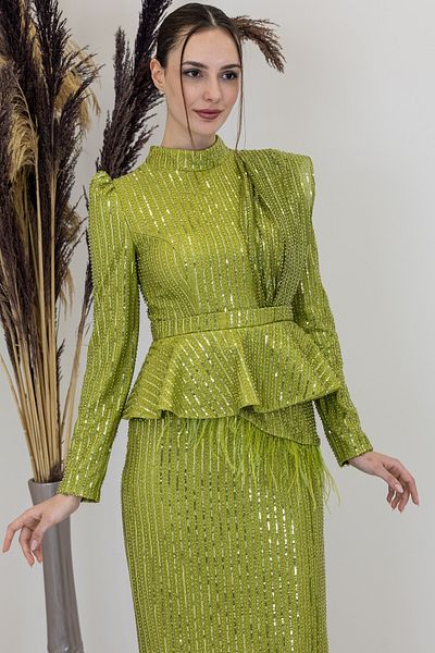 Surikka Βραδινό φόρεμα Pamira με λεπτομέρεια Peplum και φτερά Otriş