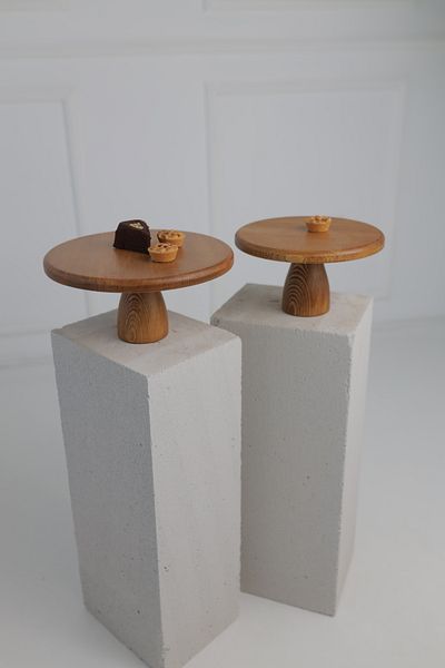 Halil Onat 2-Piece Natural Wooden Cake Stand, Cake Stand with Wooden Legs, Presentation Stand, Cheese Plate
