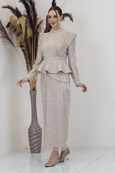 PİENNAR Βραδινό φόρεμα Pamira με λεπτομέρεια Peplum και φτερά Otriş