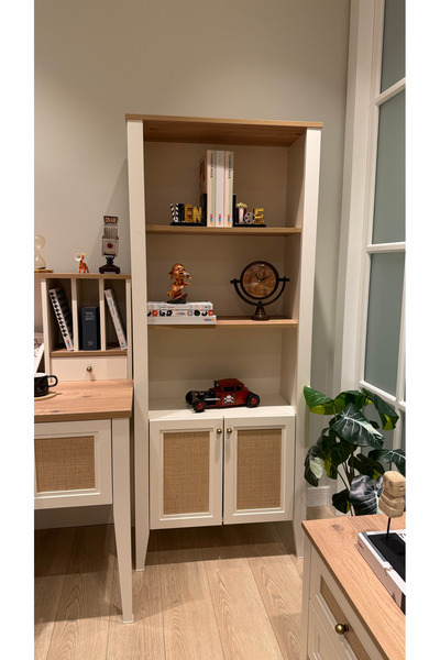 Almila Corso Kitaplık