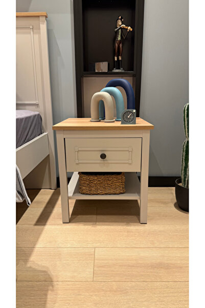 Almila Sento Komodin