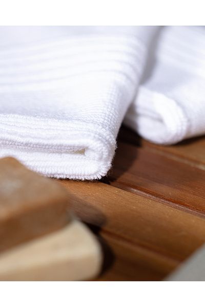Madame Coco Jack 2 Pack 100% Cotton Hand Towels - White