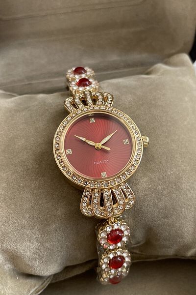 Leerybee Minimal Vintage Women's Watch with Stones Nk-02