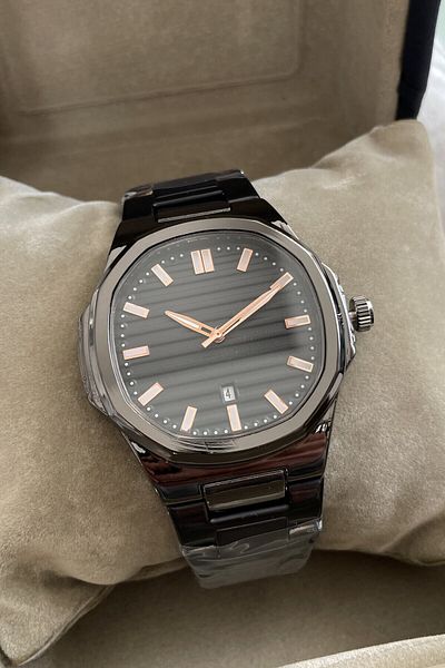 Leerybee Quartz Men's Wrist Watch with Calendar Nk-04