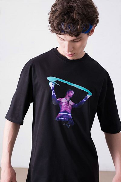 Trendiz Μαύρο μπλουζάκι Unisex Travis Fortnite