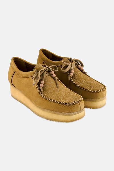CLARKS Women Wallacraft Standard Fit Lace Up Shoes, Tan