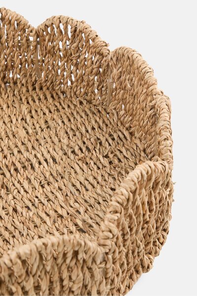 Muy Mucho Round Decorative Tray With Waves, Tan