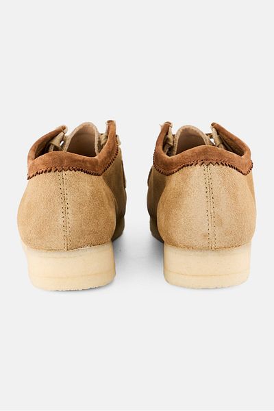CLARKS Men Standard Wallabee Lace Up Shoes, Beige