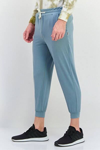 Feat Men Relaxed Fit Solid Jogger Pants, Slate Blue