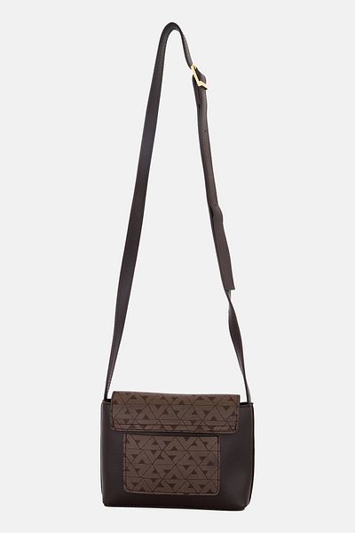 Vince Women Matera Brand Logo Cross Body Bag 14 H x 19 L x 5 W cm, Brown