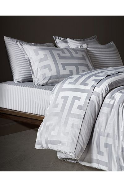 Madame Coco Belda Double Jacquard Satin Duvet Cover Set