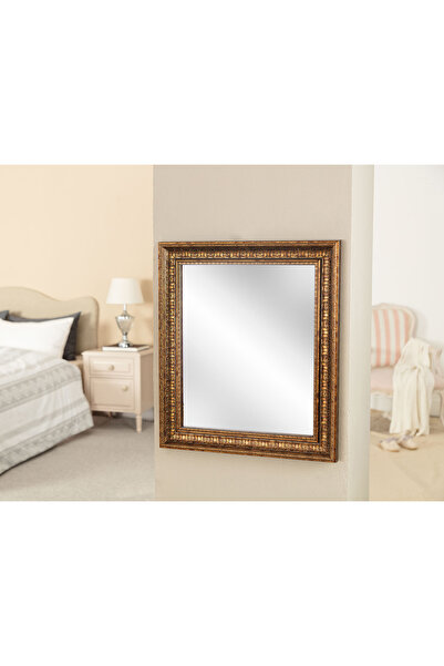 Madame Coco Belda Ayna