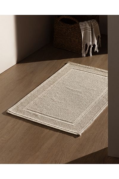Madame Coco Barres Bath Mat - Beige - 50 X 80 cm