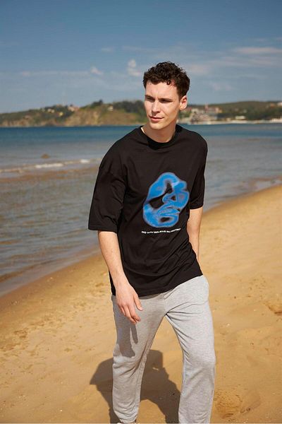 Trendiz Unisex Μπλουζάκι Destiny Μαύρο