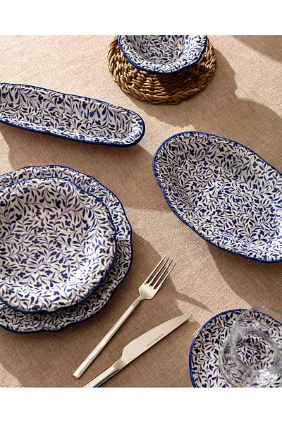 Madame Coco Blue Tours 26 Piece Breakfast Set