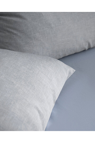 Madame Coco Delrico Gray Set of 2 Pillowcases