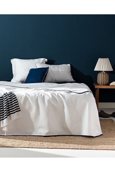 Madame Coco Dimanche Single Seersucker Pike - Yacht Collection - White/Navy Blue