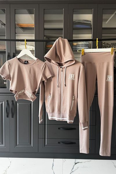 Posh Chic Women's 3-Piece Tracksuit Set - Comfortable and Stylish Design