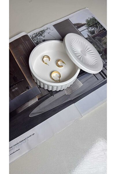 MUMELLA Біла декоративна скринька для прикрас з кришкою