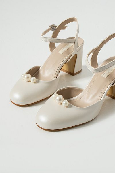 es exello Luciano Low Heeled Pearl Detailed Bridal Shoes