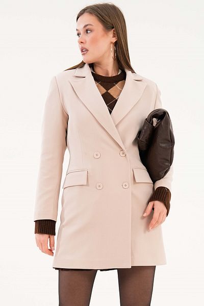 Saade Business Jacket with Stone Button Detail