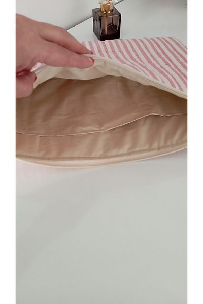 Mufincollection Handmade - Stylish and Functional - Wide Zipper - Quilted - Striped - Laptop Bag