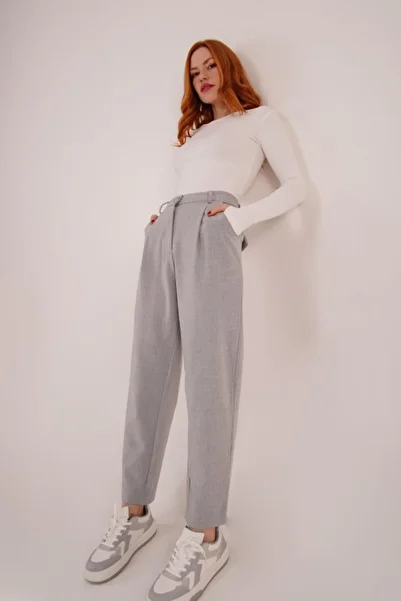 helegiy Ahes Shopping Closure Pocket Detailed Gray Trousers