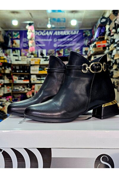 SHOESİZE Gold toka detaylı Siyah Deri Kadın Bot