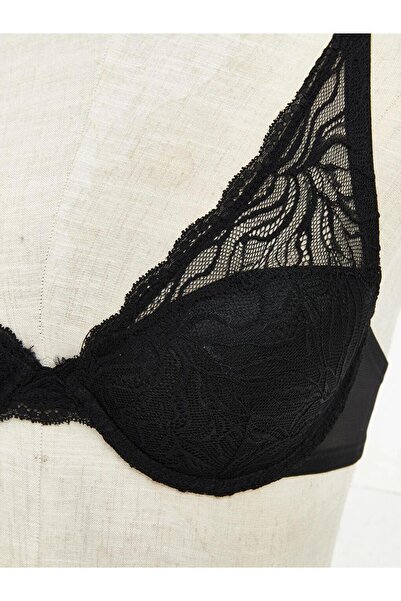 LC Waikiki Balenli Dolgusuz Dantelli Tişört Sütyen