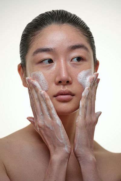 Kremi 150ml Makeup and Facial Cleansing Gel - Brightening, Revitalizing, Moisturizing| Vitamin E and Aloe Vera