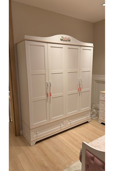 Almila Bianca 4 Kapaklı Dolap