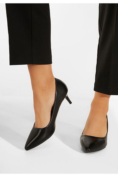 B T Shoes Pantofi cu toc mediu Modena negri