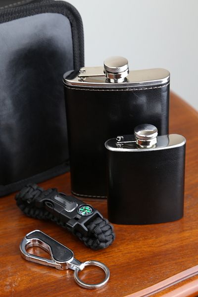 imsaconcept Set of 2 Water Bottles with Special Leather Bag 9.oz - 4.oz