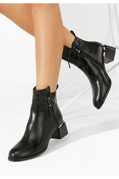 B T Shoes Botine cu toc gros negre Assisa