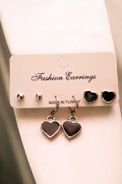 EUROMODA 3-Piece Earring Set with Ball Earrings - Heart Design