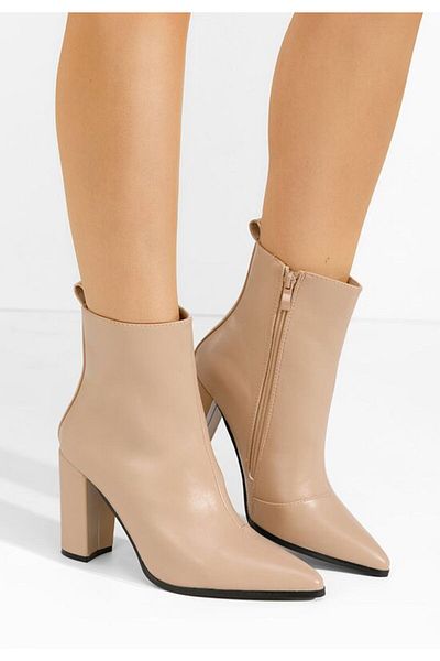 B T Shoes Botine cu toc Adalina bej