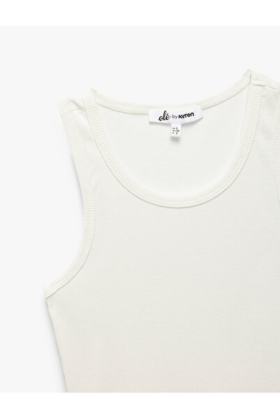 Koton Sleeveless Crew Neck Viscose Blended Basic Women's Undershirt