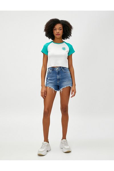 Koton Crop T-Shirt Embroidered Short Sleeve Crew Neck