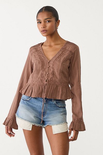 Stradivarius Flowing lace blouse