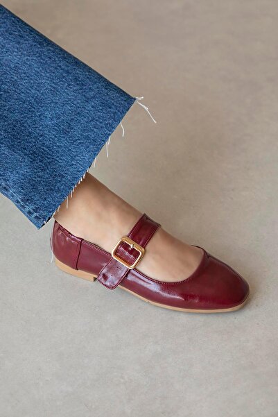 STRASWANS Winny Women's Buckle Detail Leather Ballerinas Claret Red