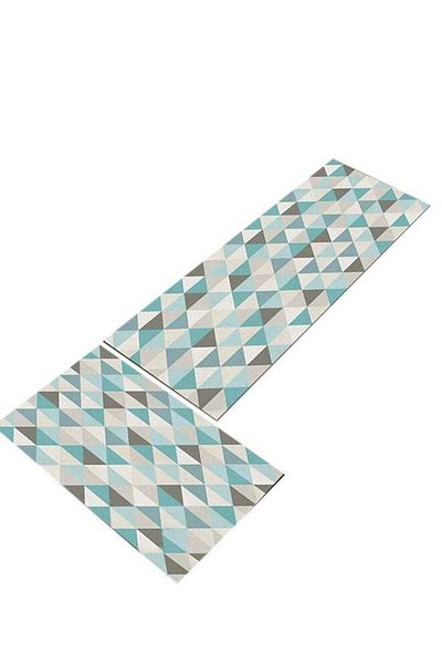 COOYA The kitchen mat is hard-wearing and durable, with a non-slip backing to help prevent shifting