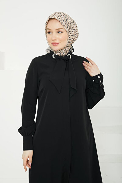 Armine Yakası Kuşak Detaylı Gizli Düğmeli Tunik - Siyah