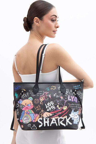 Matthew Cox Women's Black Shoulder Bag Byn2374