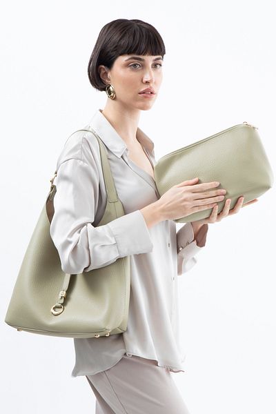 Matthew Cox Green Women's Shoulder Bag Byn2350