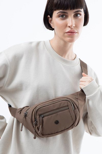 Matthew Cox Women's Waist Bag Camel Byn2391