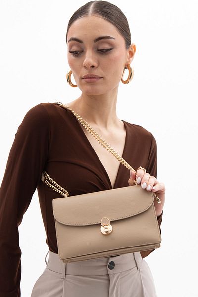 Matthew Cox Women's Shoulder Bag Camel Byn2383