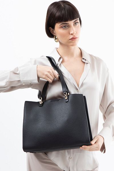 Matthew Cox Women's Black Handbag Byn2354