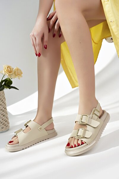 MUGGO Meggie Double Strapped Adjustable Belted Casual Women's Sandals