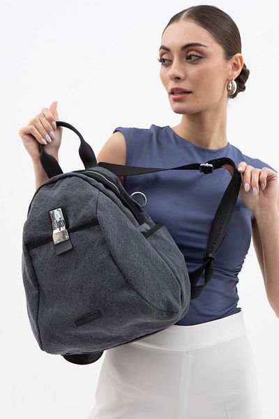Matthew Cox Women's Black Backpack Byn2369